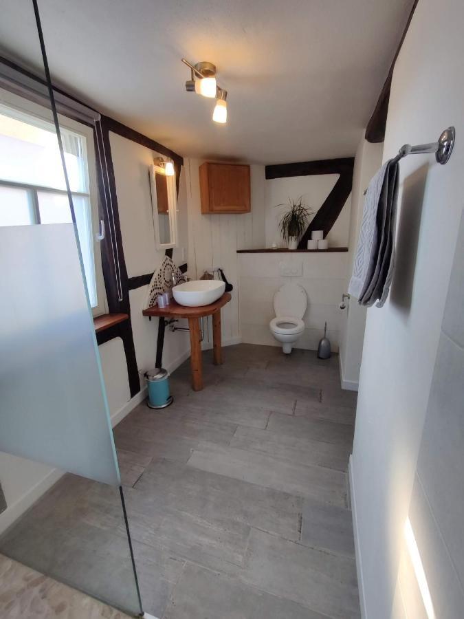 Gemütliche Gästezimmer in einem neu sanierten Fachwerkhaus Sachsenheim Exterior foto