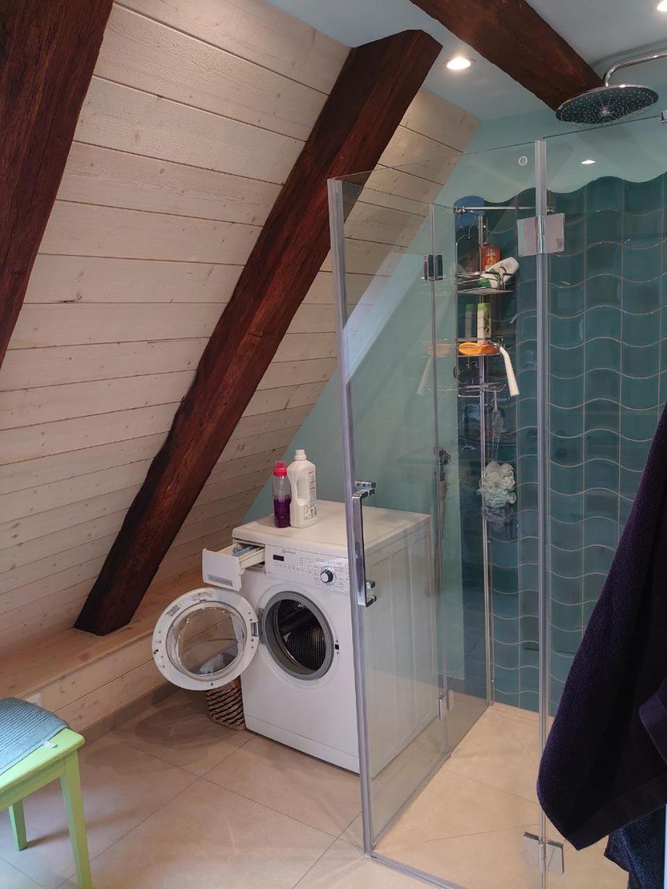 Gemütliche Gästezimmer in einem neu sanierten Fachwerkhaus Sachsenheim Exterior foto